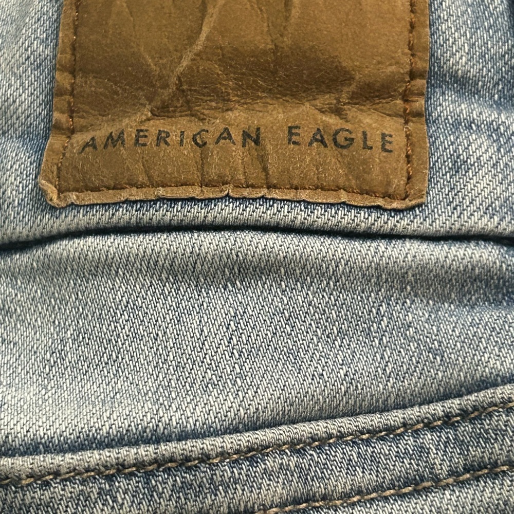 American Eagle Outfitters Light Blue Jeans